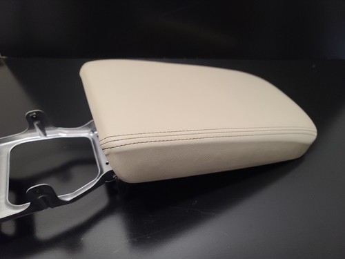 2009-2014 Acura TSX BEIGE Center Console Lid Armrest Cubby Lid W/ Metal Hinge - Picture 5 of 6