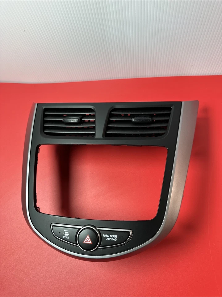 Hyundai Accent 2013 2014 2015 2016 radio bisel sedán OEM Foto 3 de 4