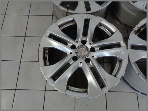 Mercedes W212 Alufelgen Felgen SET 8x17 8,0x17 ET46 2124010902 Original F90 Satz - Picture 4 of 8