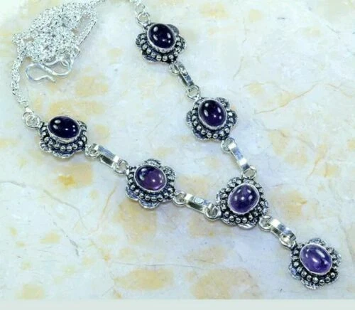 Collane e ciondoli antichi in pietra principale ametista