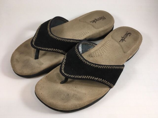  Simple  Brand  Leather Flip Flops Sandals  Women s  Size 6 