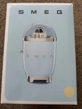 SMEG Citrus Juicer Cream Color CJF11CRUS New in Box