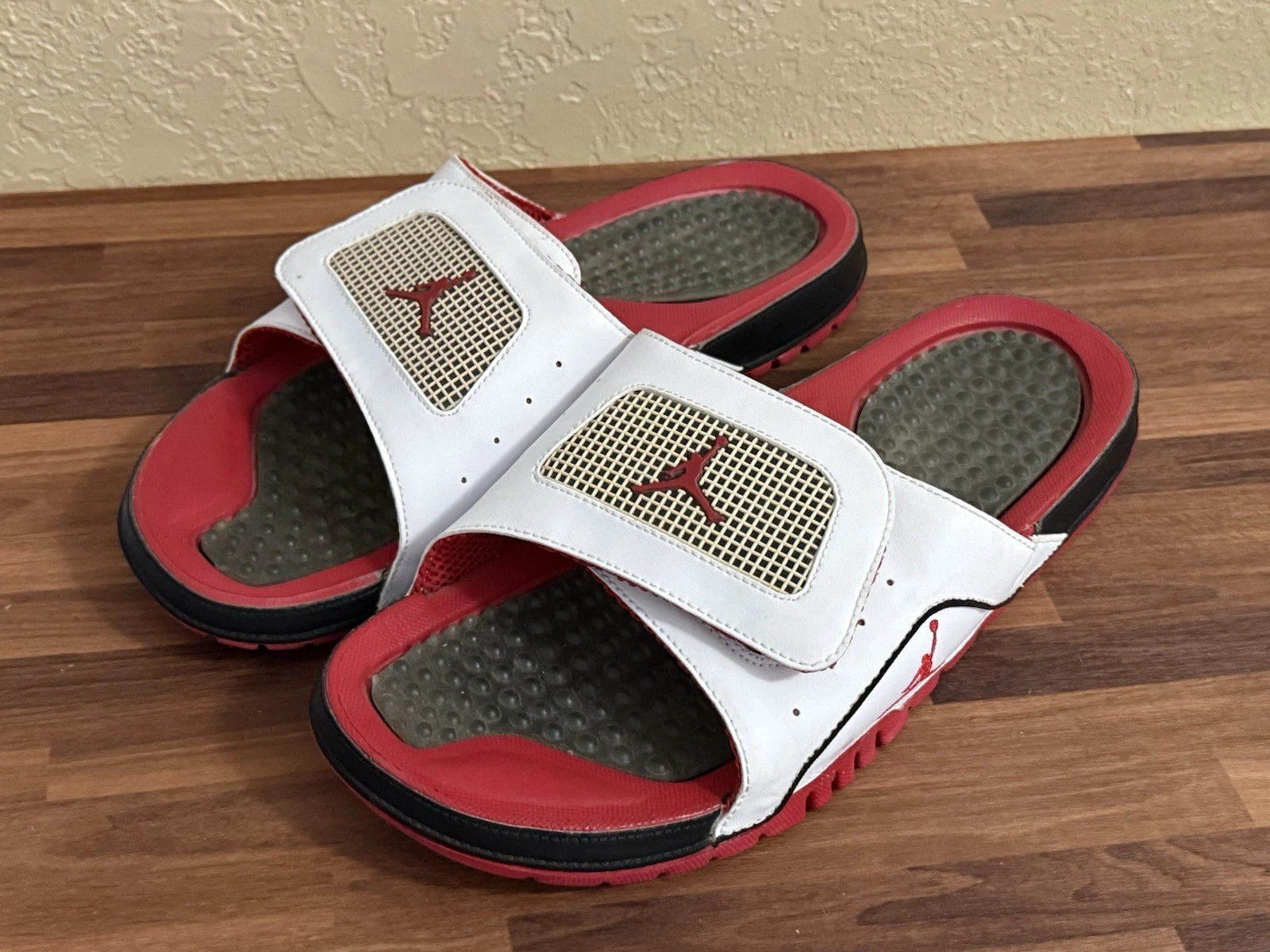 Nuovi RARI sandali retrò Jordan Hydro IV slides 2012 rosso fuoco AJ 4 retrò uomo 12