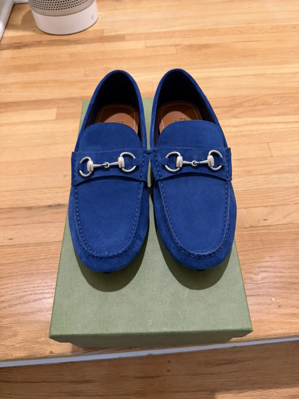Gucci Horsebit Moccasin Suede Loafer Blue Men’s Size 7.5UK Authentic
Opens in a new window or tab