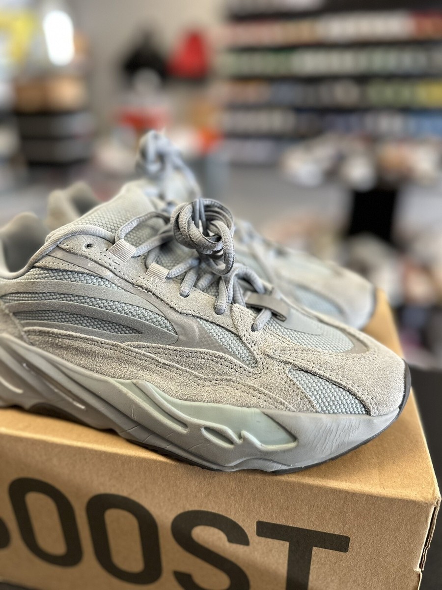 Size 8 - Adidas Yeezy Boost 700 V2 'Hospital Blue FV8424 100 Size 8 - Adidas Yeezy Boost 700 V2 'Hospital Blue FV8424 100