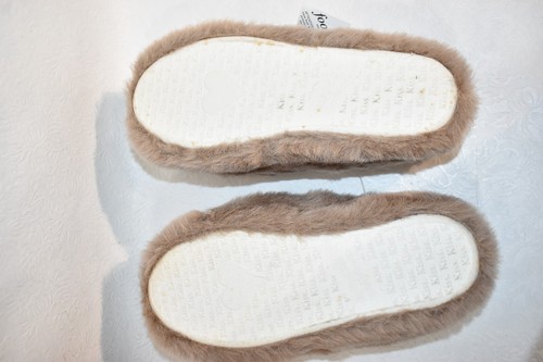 Joe Boxer Slippers Light Brown Faux Fur Size Medium Women's - Picture 5 of 6