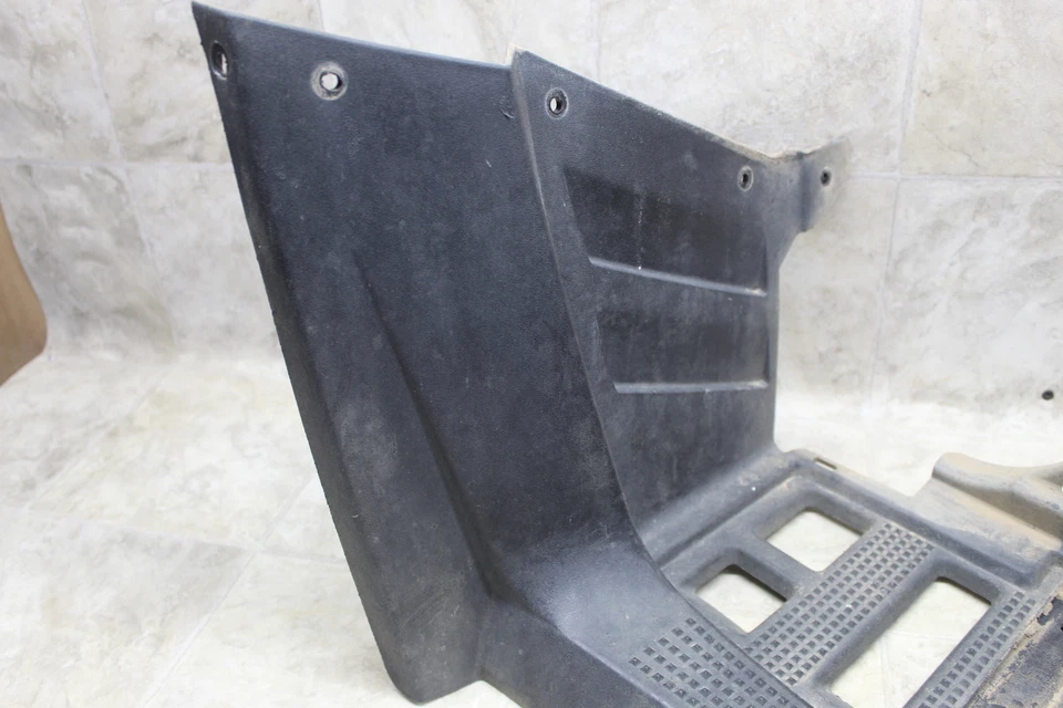 Protector contra salpicaduras de barro izquierdo Arctic Cat 450 4x4 OEM 10-12 pozo para pies 2516-385 Foto 3 de 4