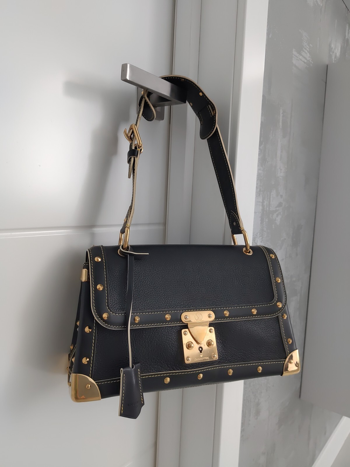 Louis Vuitton Black Monogram Puffy Lambskin Coussin BB Gold Hardware 2021 Available For Immediate Sale At Sothebys #1 Louis Vuitton Black Monogram Puffy Lambskin Coussin BB Gold Hardware 2021 Available For Immediate Sale At Sothebys