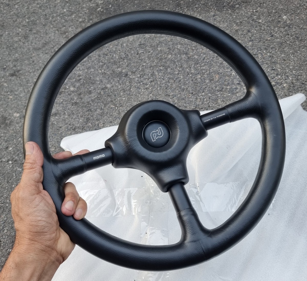 *☻momo☻* RARE vintage Momo Porsche Design by F.A. Porsche steering