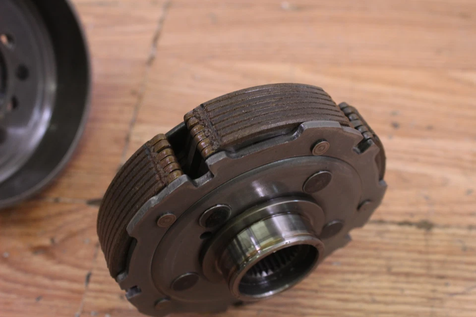 Kawasaki Teryx 4 KRT750 2012 embrague centrífugo húmedo con carcasa Foto 4 de 4