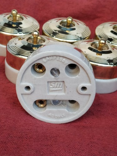 VINTAGE BRASS AND CERAMIC ROUND ELECTRIC SWITCH BUTTON SET 6 STAR DESIGN 1 WAY - Picture 3 of 6