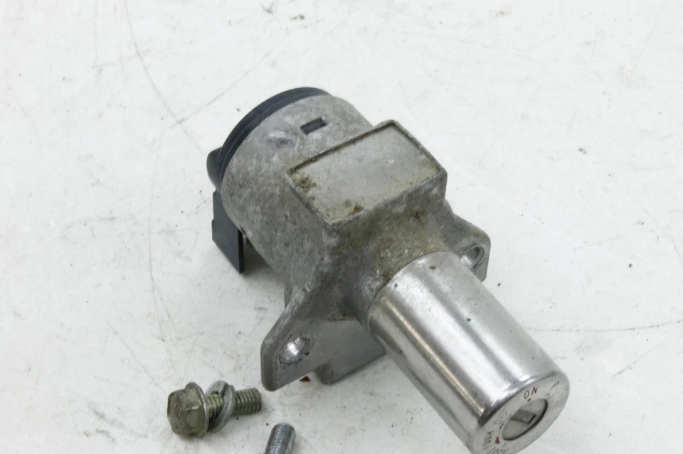 75-77 HONDA CB550F OEM BLOQUEO DE ENCENDIDO SIN LLAVE Foto 4 de 4