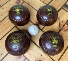 Drakes Pride Professional Size 4 M Brownl Lawn Bowls Set- With Drakes Pride Jack