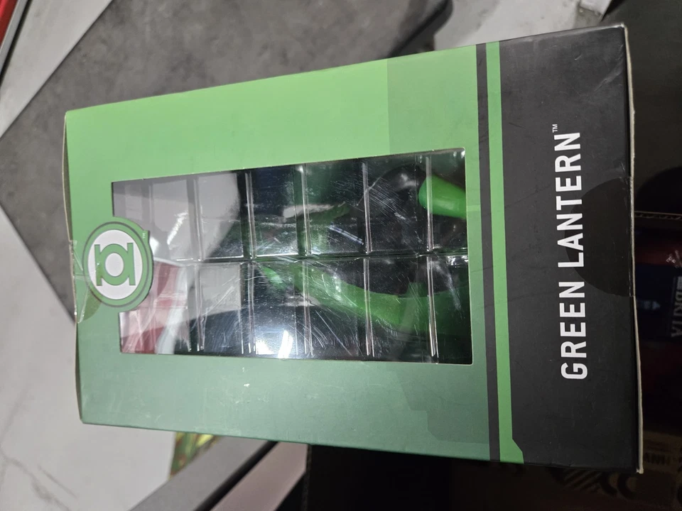 Diorama PVC LINTERNA VERDE". Game Stop Exclusivo/Diamond Select NUEVO DC Gallery Foto 4 de 4