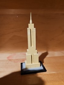LEGO ARCHITECTURE: Empire State Building (21002)