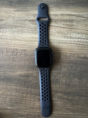 Apple Watch Series 7 Nike Cellular GPS WiFi 45mm + Band Smartwatch