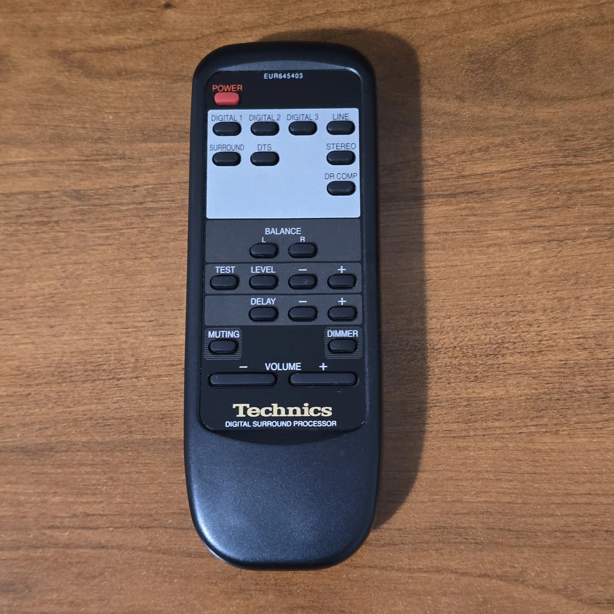 Mando a distancia original Technics modelo EUR645403 para sistemas de procesador envolvente digital