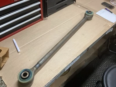 Torque Rod 33 CTC Sealed Fruehauf OE Equivalent : 0003-0258-003 - Image 1 of 4