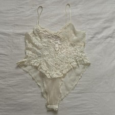 Victoria's Secret Gold Label Cream Lace Embroidered Bodysuit Size L