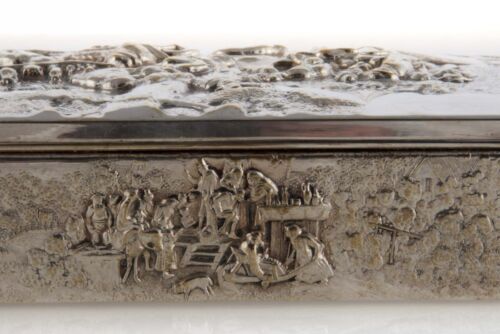 Silver Plate, Cigarette Box, Repousse Figural, Stunning Home Decor!! - Picture 5 of 8