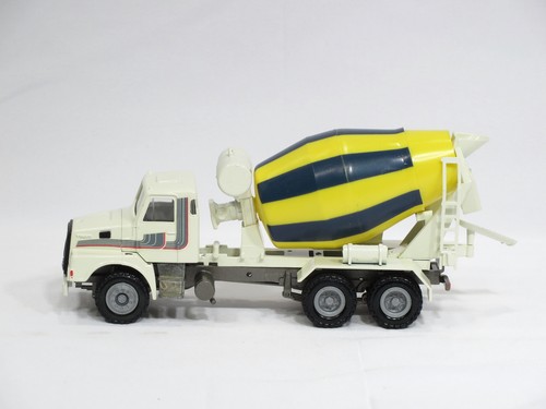 Volvo NL10 Cement Mixer Truck - 1/50 - Conrad #4744 - MIB - Picture 2 of 6
