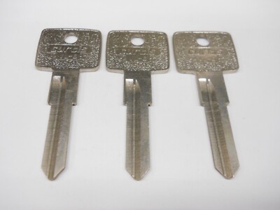 Curtis VL6 Key Blank Fits Volvo White GMC X80 NE35 Lot of 3