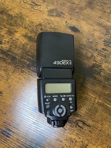 Canon Speedlite 430EX II Shoe Mount Flash - Works Great!