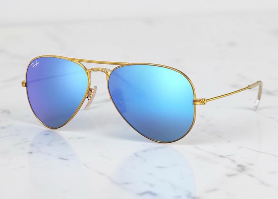 Ray-Ban Gold Frame Polarized Sunglasses with Blue-Purple Flash Lenses Ray-Ban RB3025 112/17 Aviator Blue Flash Mirrored Lens Metal  main image 3
