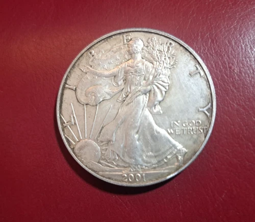 2001 American Silver Eagle 1 Troy Oz .999 Fine Silver