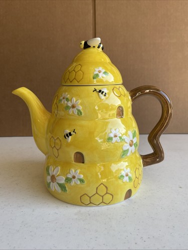 Teapot Hearts Of Hope 2023 “BEE” Table Decor S23 Set Of 3 - Picture 5 of 11
