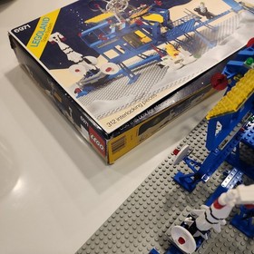 Vintage Lego 6971 Inter-Galactic Command Base Space System used-missing 4 pieces