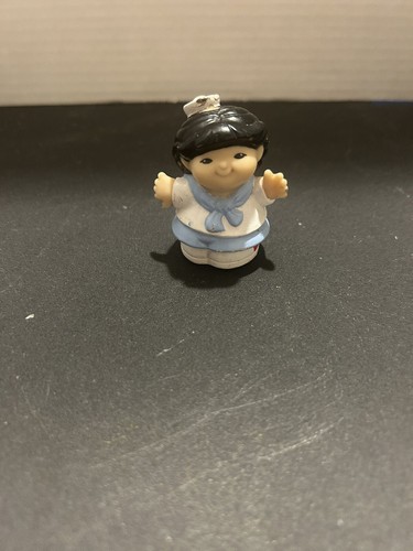 Raro 1998 Fisher Price Little People SONYA LEE RAGAZZA MARINAIO ASIATICA per SPEDIZIONE Carino - Foto 2 di 8