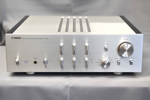 YAMAHA C-5000 Stereo Preamplifier 100V DEMO JAPAN MM MC Equalizer nippon gakki - Picture 1 of 12