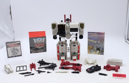 Metroplex RT W/BOX & INSERT 100% Complete 1985 Vintage G1 Transformers Figure - Picture 5 of 14