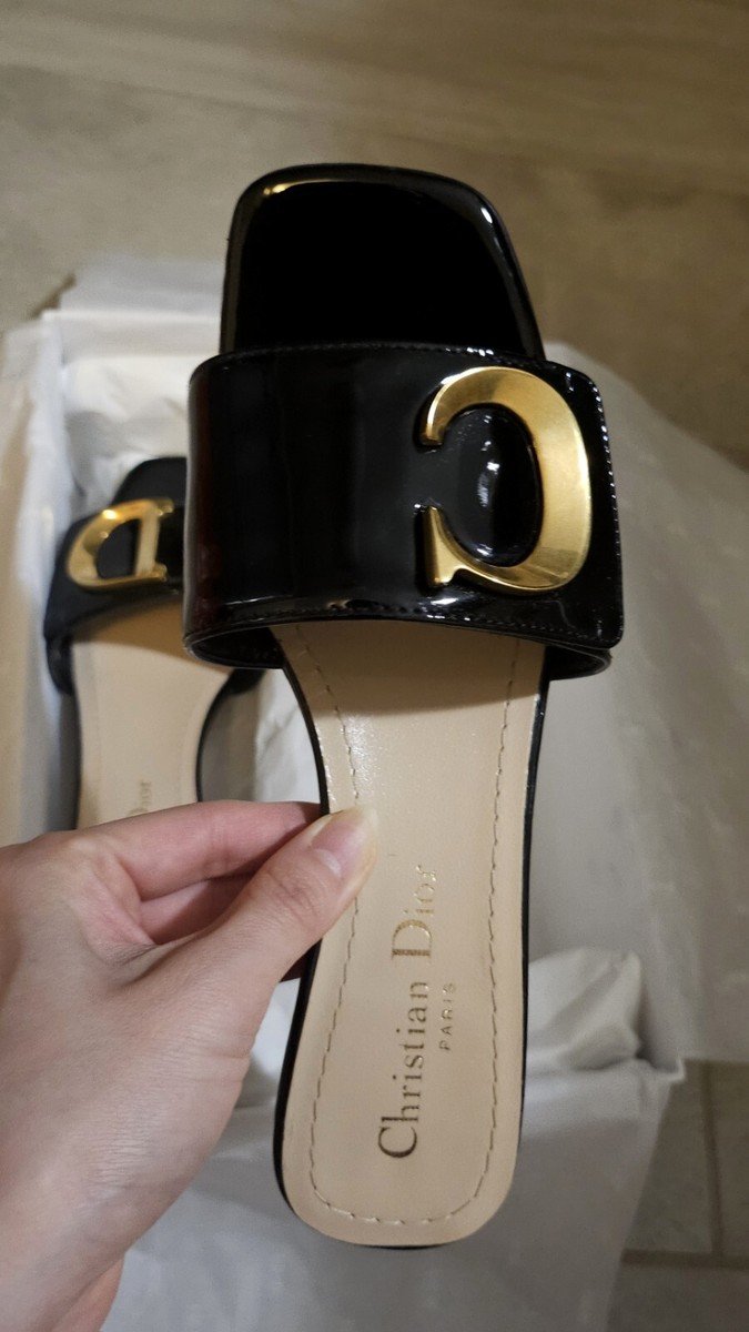 Auth* Christian Dior Sandals in Black Leather With CD Logo