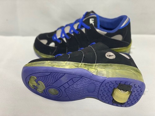 LA Kidz LED Flashing Lights Roller Skate Sneakers Shoes 7, Black - Picture 2 of 9