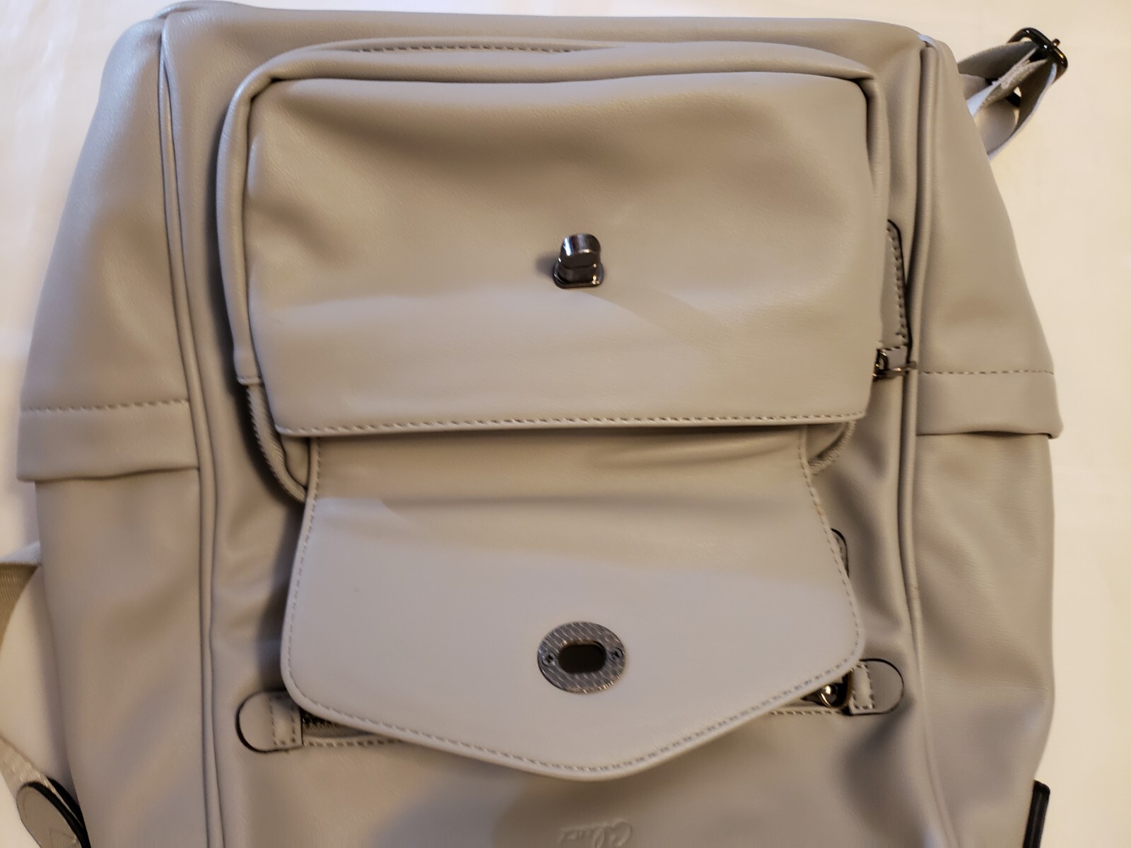 Cluci Light Gray Leather Backpack/Purse/Bag