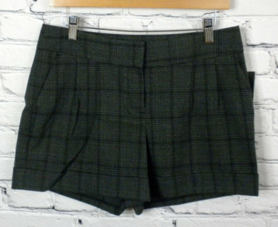 Apostrophe Women's Shorts Plaid Design Size 4