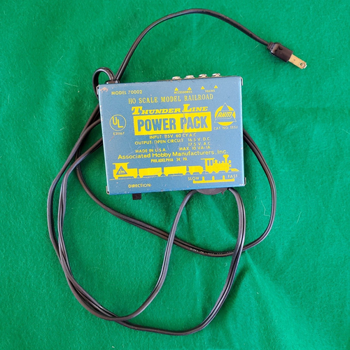 AHM 70002 HO Scale Thunder Line Variable DC & Constant AC Power Pack - Picture 6 of 6