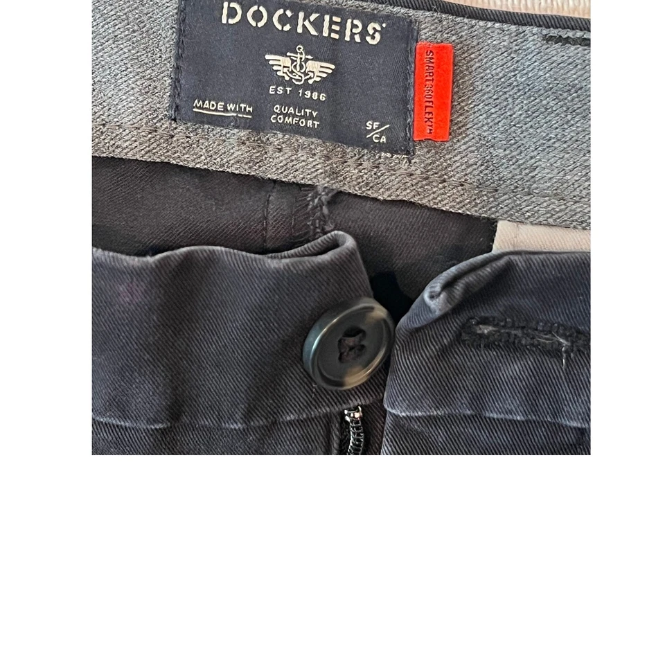 Dockers Straight Fit Chino Pants Mens 29x32 - Image 3 of 4