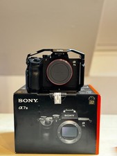 Sony Alpha 7 III + FE 50mm 1.8 + SmallRig Cag...
