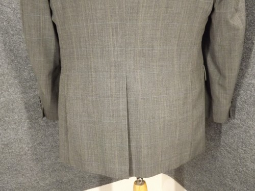 Haggar Mens Suit 42S Grey Modern Plaid 38x27.5 Pants Polyester Blend 2 Piece USA - Picture 9 of 15
