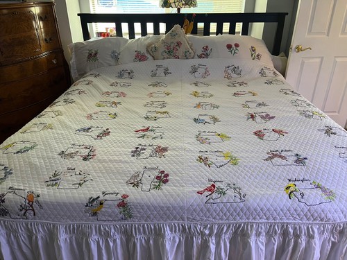 State Birds Handmade Quilt~Hand Embroidered~State Flowers King Size - Picture 4 of 6