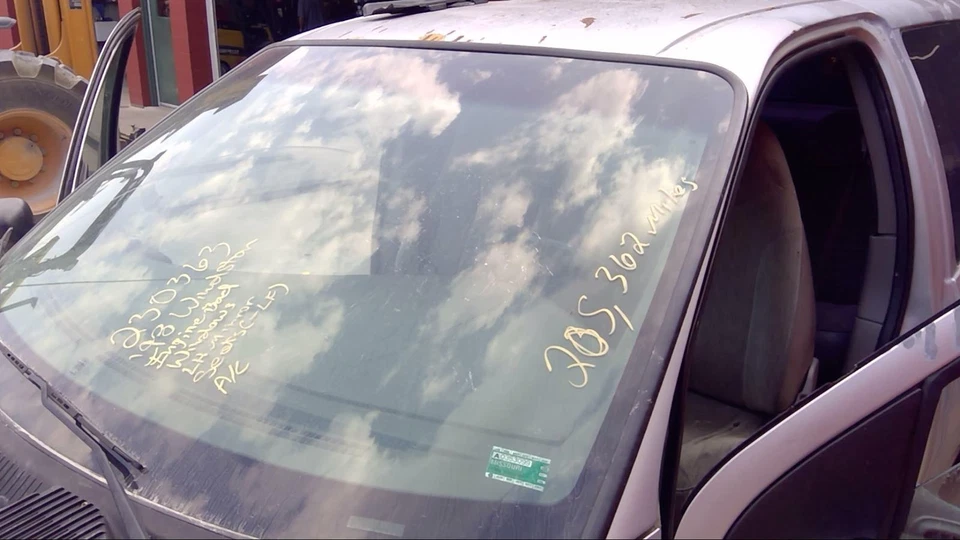 Used Hood fits: 1998 Ford Windstar Grade B - Изображение 2 из 4