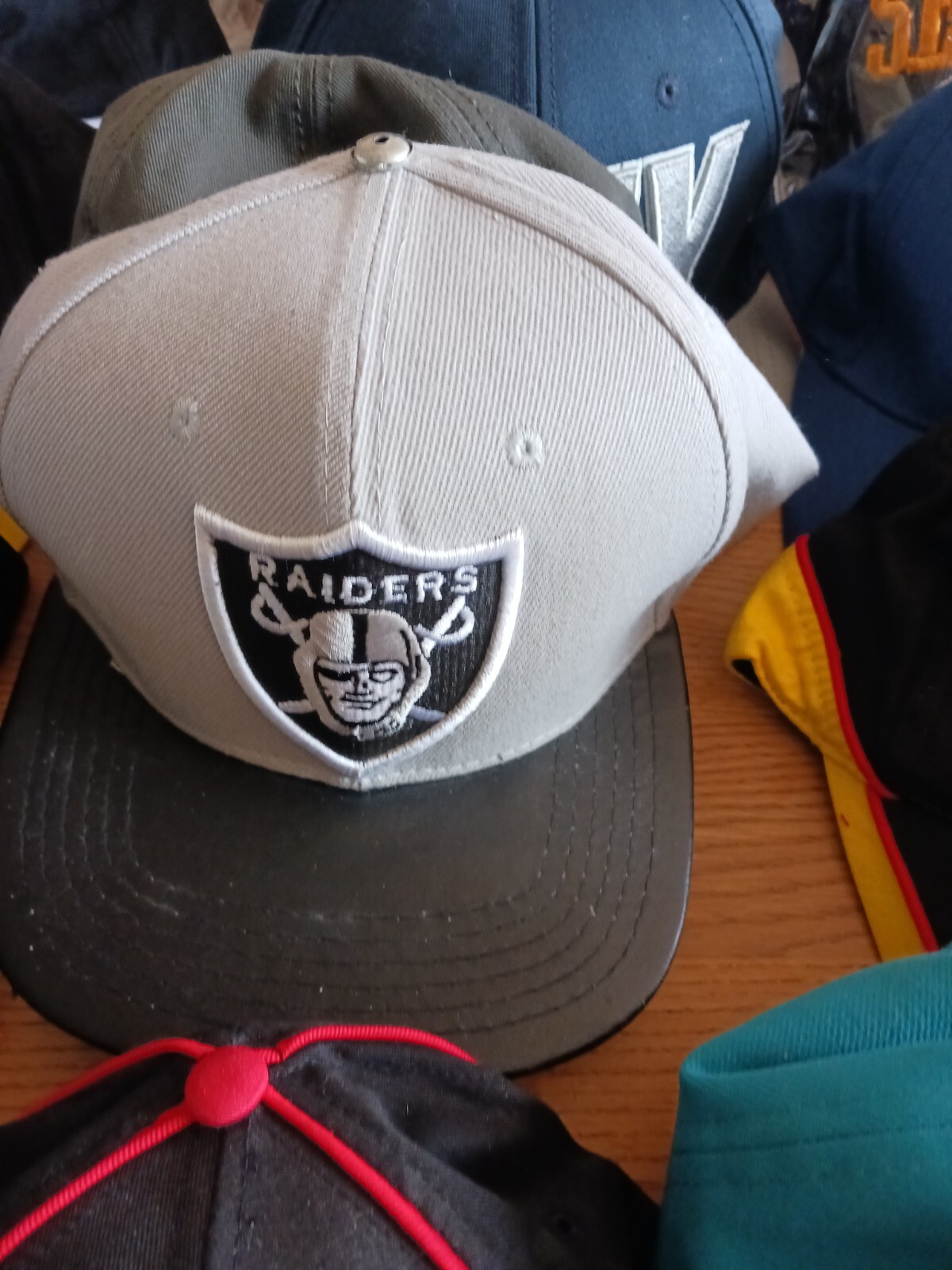 brand new wholesale joblot baseball caps hats x 60 pieces mixed designs