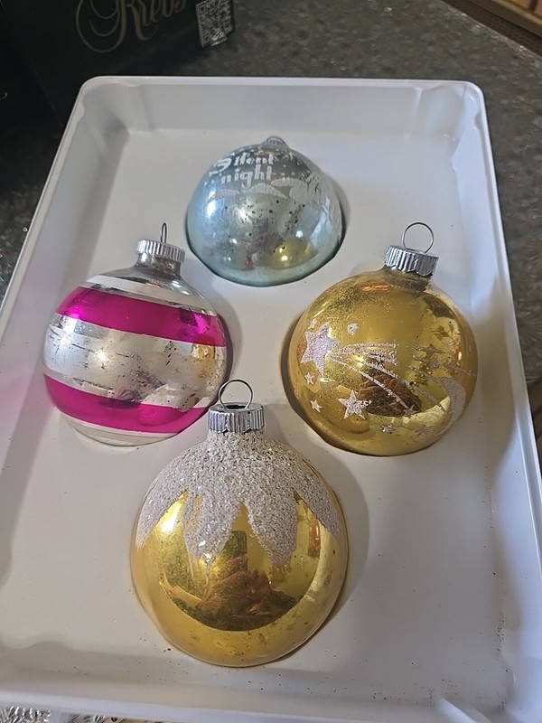 3 Vtg Shiny Brite Silent Night Atomic Shooting Stars Snow Cap Xmas  Ornament W. 