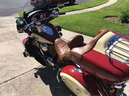 2016 Indian Roadmaster - Picture 3 of 6