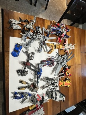 Large Transformers Lot 17 In Total Generations Unicron, Age Of Extinction Rare