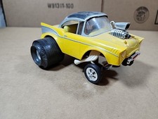 Vintage 1970 Revell 1/25 scale built model 57 Chevy