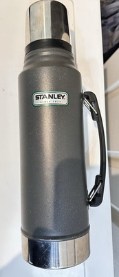 #ad Stanley 1 Qt Vacuum Flask Gray Stainless Steel Insulated With Handle Twist Lid $12.00